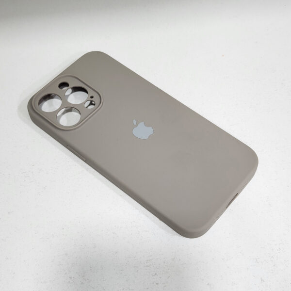 قاب مدل سیلیکون پاک کنی مناسب برای گوشی موبایل اپل iPhone 15 Pro Max - تصویر 2