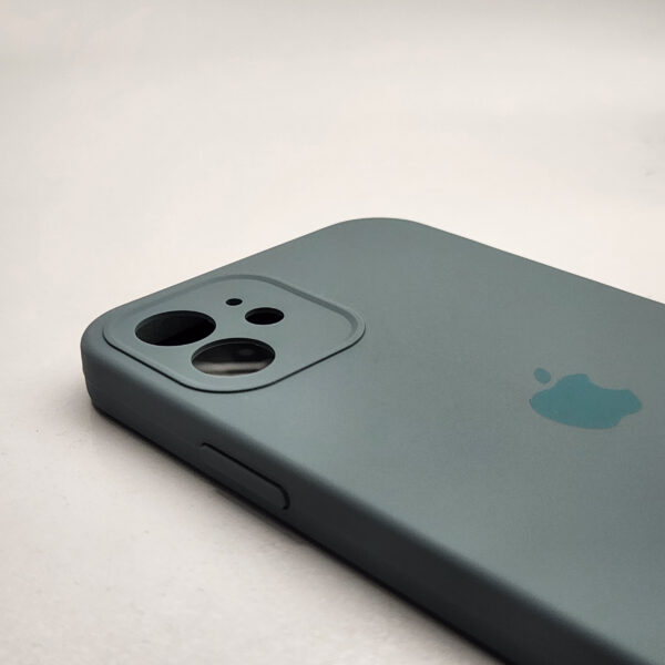 قاب مدل سیلیکون پاک کنی مناسب برای گوشی موبایل اپل iPhone 12 - تصویر 2
